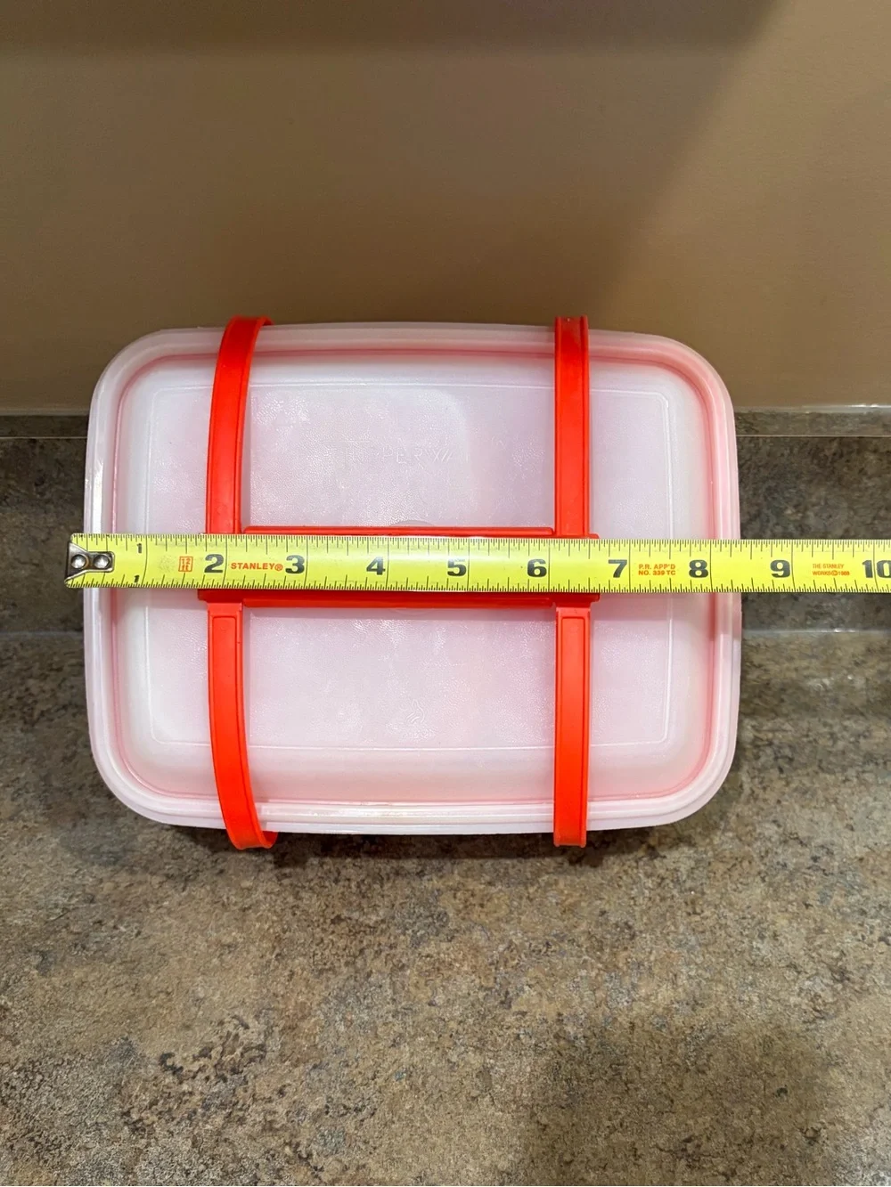 Tupperware Vintage Pack N Carry Retro Lunch Box Set